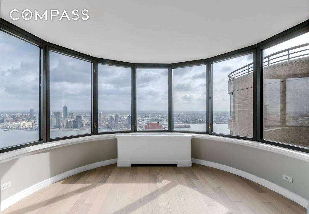 Sexy Designer Apartment With 007 Worthy Helicopter Views.