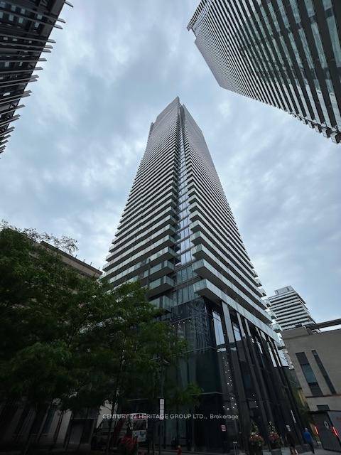 Luxury condo located at the steps of the University of Toronto downtown campus.