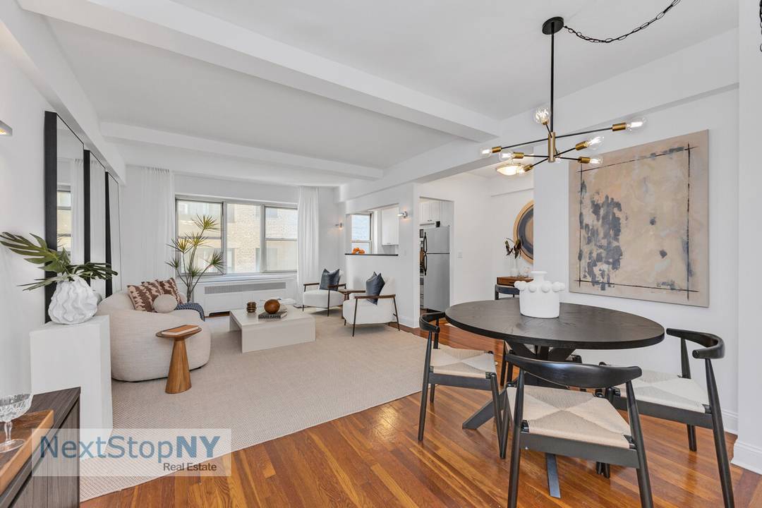 Elegant Pre War Living in Beekman Sutton Place A rare opportunity awaits at Southgate Towers a newly refreshed, sun filled one bedroom home offering exceptional value in one of Manhattan's ...