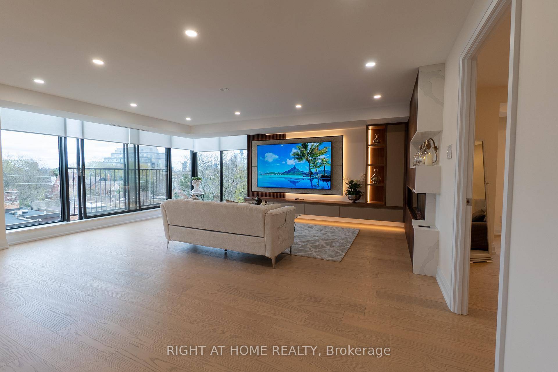 Complete Reno ! All new top to bottom.