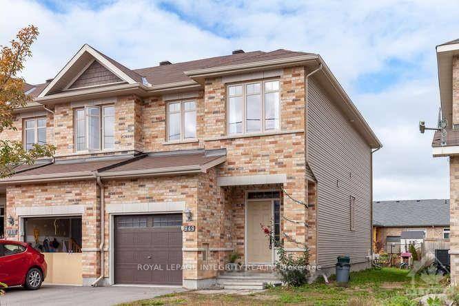 Welcome to this well maintained end unit townhome with a large backyard, located in the family friendly community of Kanata North !
