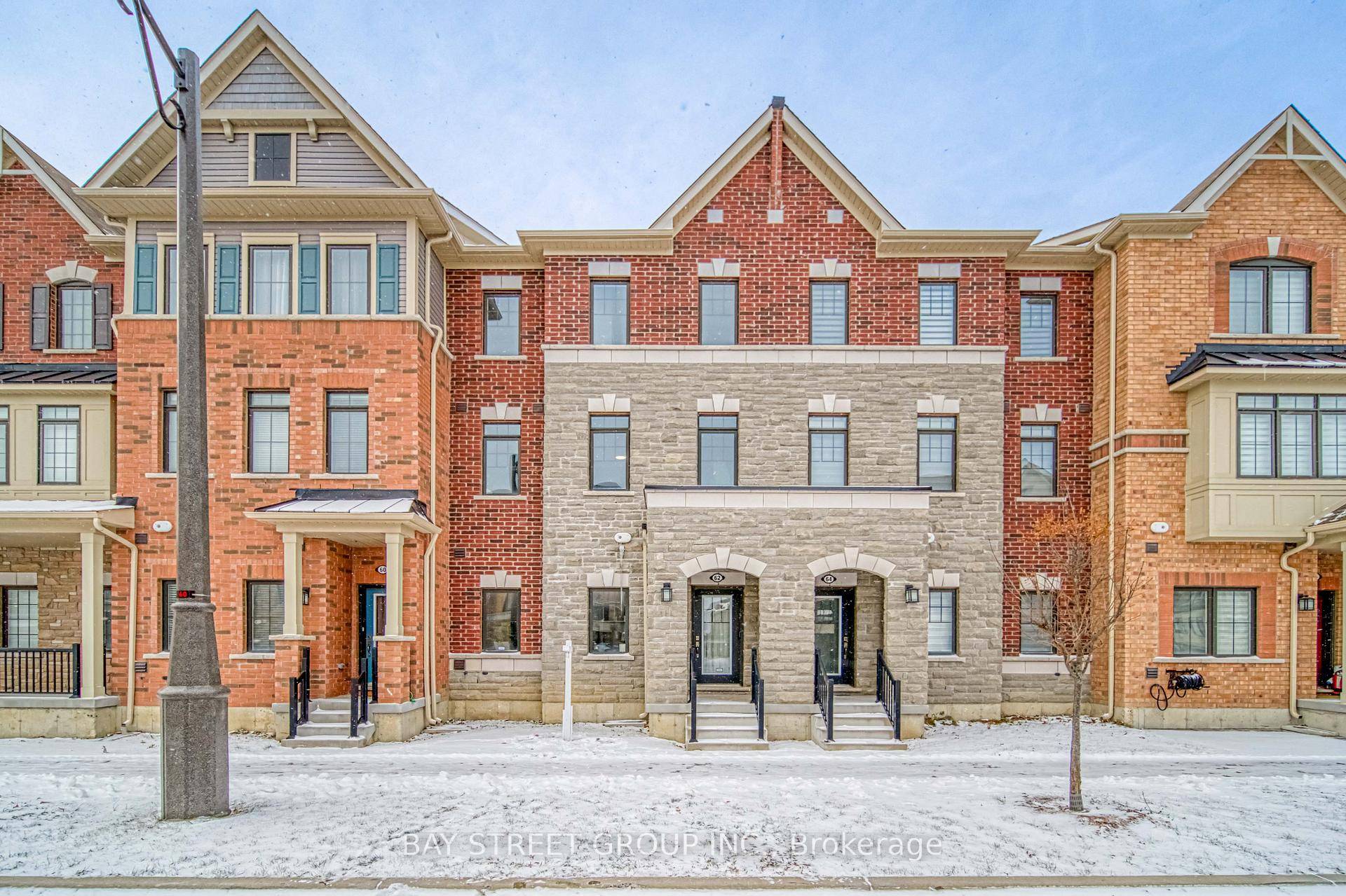 5 years spacious 2328 Sq Ft freehold Townhouse, Direct Access Double Garage plus 2 covered driveway parkings total 4, 9 FtCeiling On Main And 2nd Floor, Functional Layout With Big ...