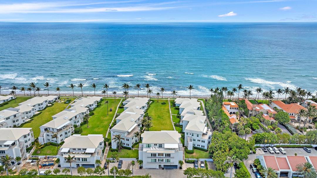 Immaculate renovated and decorated this La Coquille villa is available for seasonal lease.