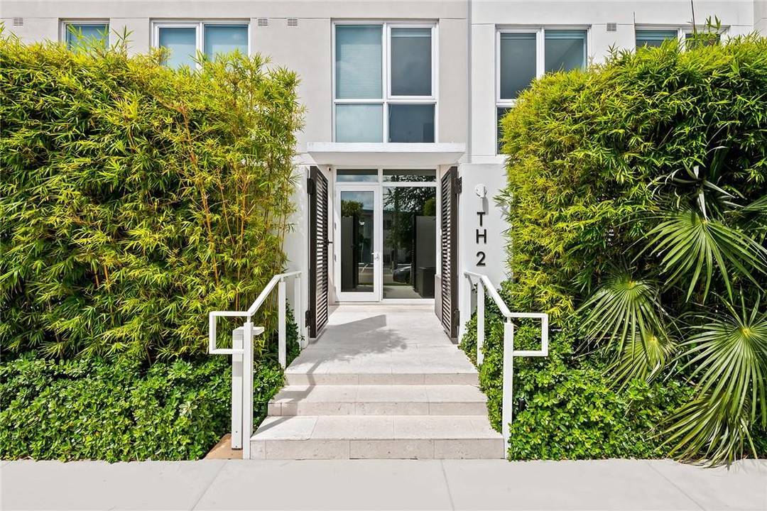 Own the biggest townhouse at the lowest price at the Exclusive Tiffany House Residences.