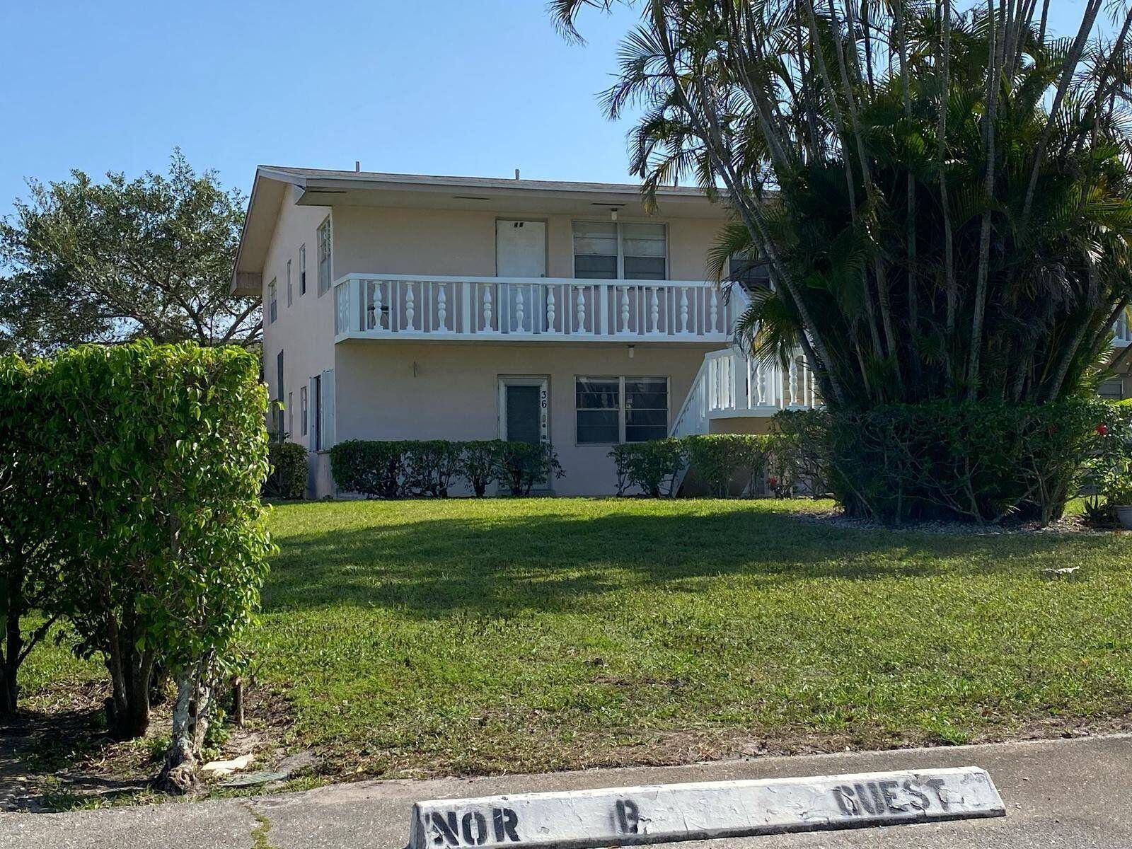 2 BEDROOM 1st FLOOR CORNER WORLD FLOOR RENOVATED BATHROOM RENOVATED FAMOUS 55 COMMUNITY in WEST PALM BEACH, FL CENTURY VILLAGE the Most in AMENITIES and LIFESTYLE.