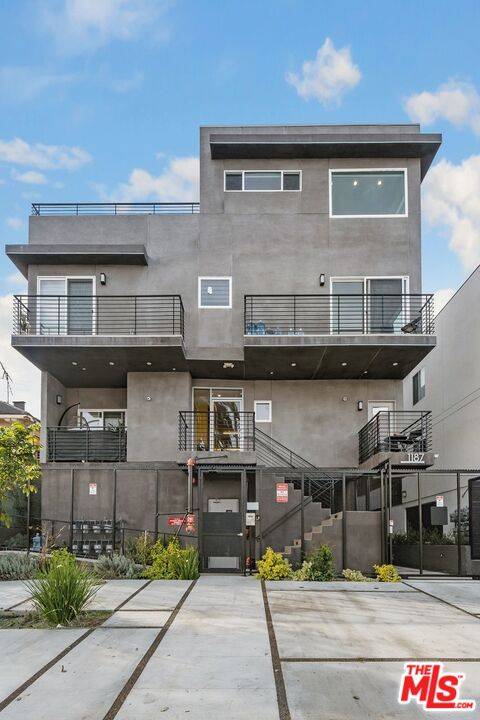 1187   CRENSHAW BLVD 2.0 LA