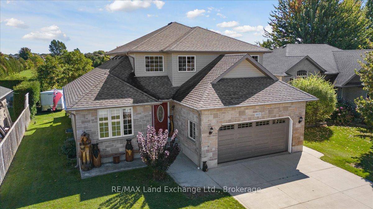 Welcome to this great 2 storey home in the heart of Port Elgin, tucked away on a mature lot just minutes from downtown, the beach, and top rated schools.