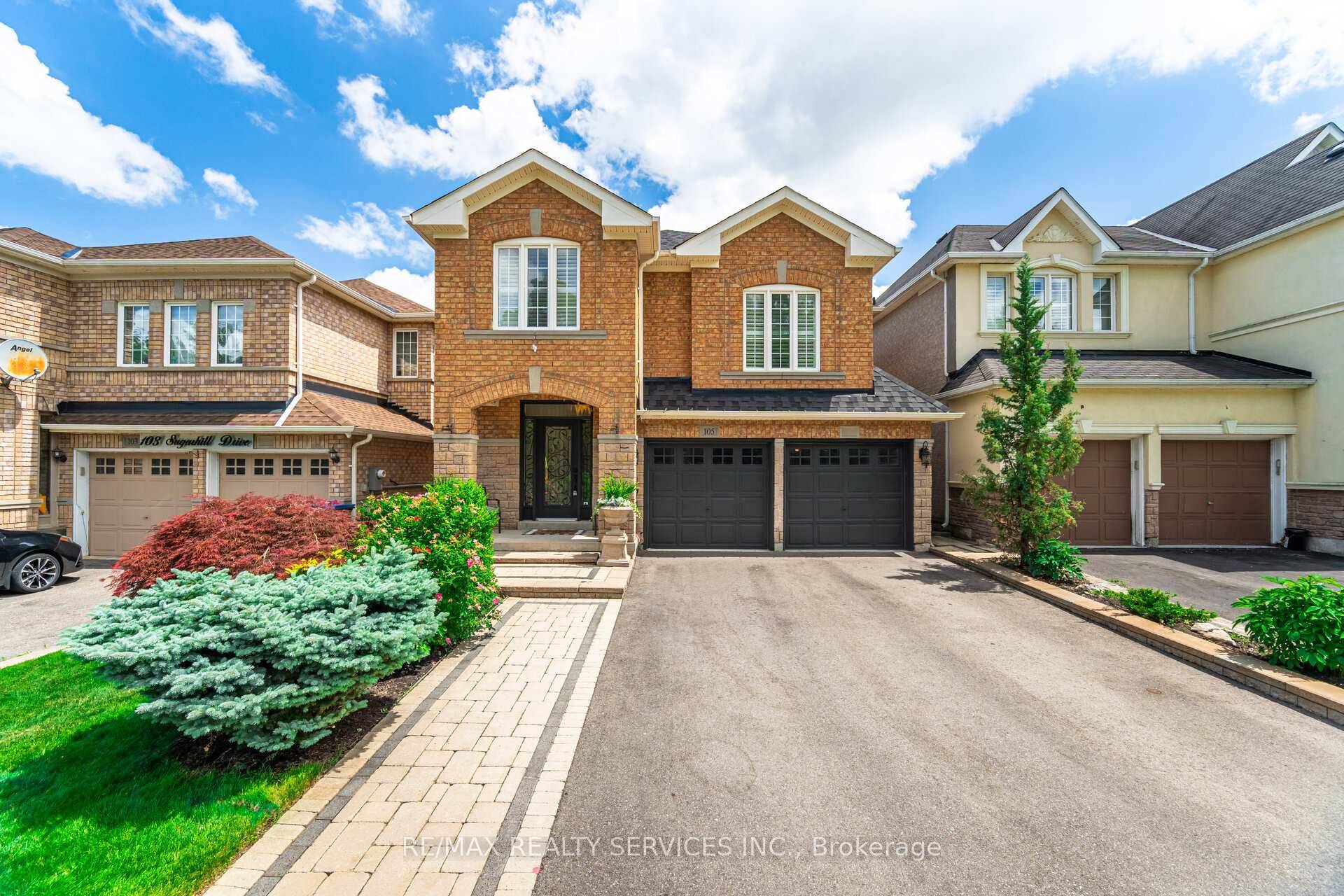 Absolutely Gorgeous Detached 2 Storey Home With Separate Entrance Boasts 4 Large Bedrooms, 3 Washrooms.