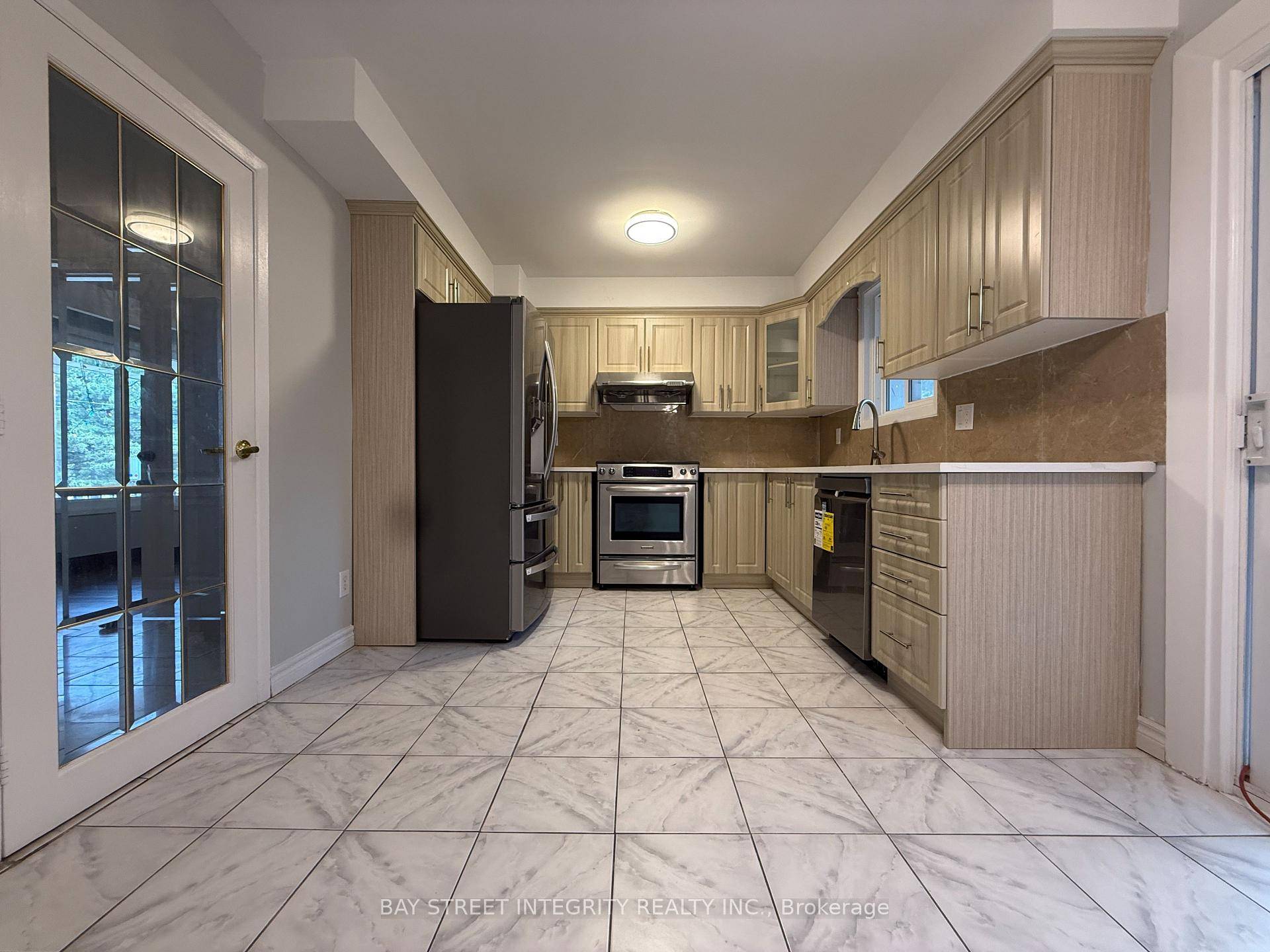 Modern Comfort Meets Unbeatable Location !