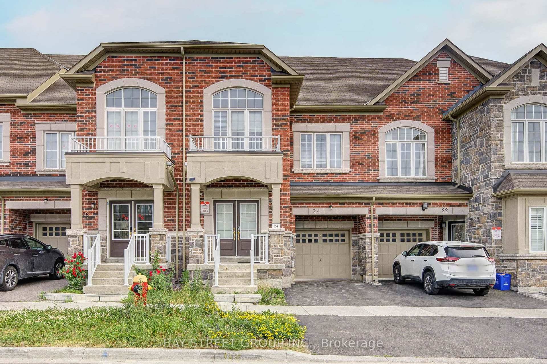 Discover a bright, contemporary 3 storey plus finished basement townhouse, meticulously maintained by its original owner and available on a 3 year lease.