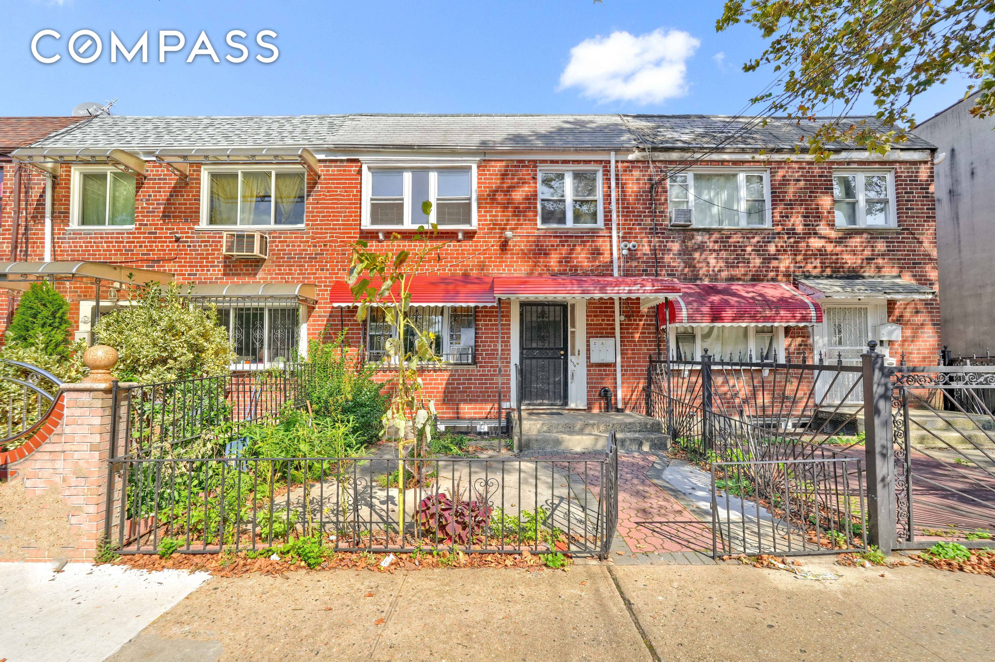 BACK ON THE MARKET ! NOW VACANT AND READY TO SELL !