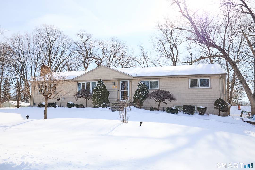 END YOUR SEARCH, MAKE YOUR OFFER, SCHEDULE THE MOVERS AND ENJOY YOUR SPACIOUS 10 ROOM HOME WITH ROOM FOR EXTENDED FAMILY AND IN LAW POTENTIAL.