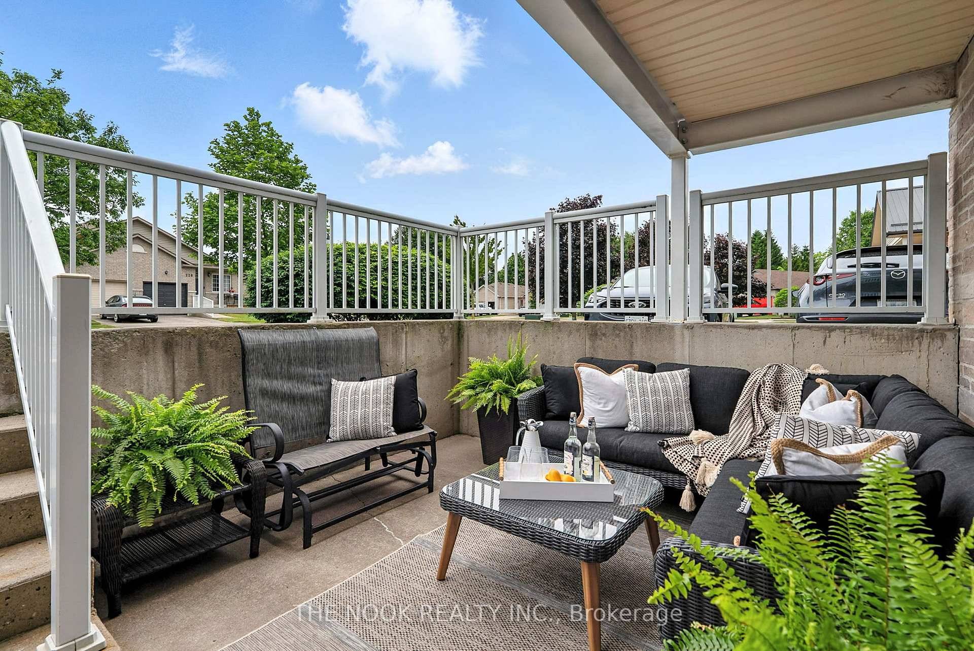 Are you looking for the condo lifestyle in a waterfront beach community, with a great downtown vibe independent local shops, yummy casual eateries and fine cuisine too, VIA train station, ...