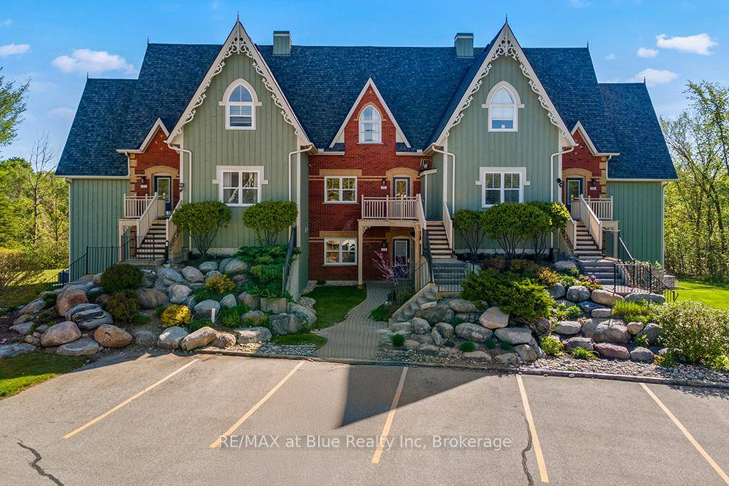 SPACIOUS ONE BEDROOM SNOWBRIDGE CONDOMINIUM Investment opportunity or personal usage or a combination of the two !
