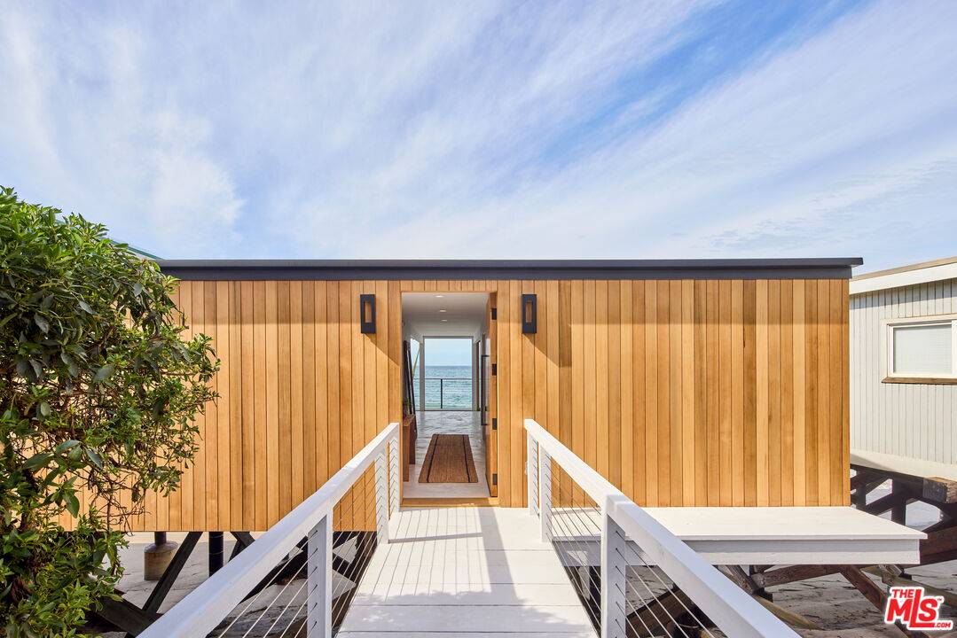 42750   Pacific Coast Hwy 3BR Malibu La