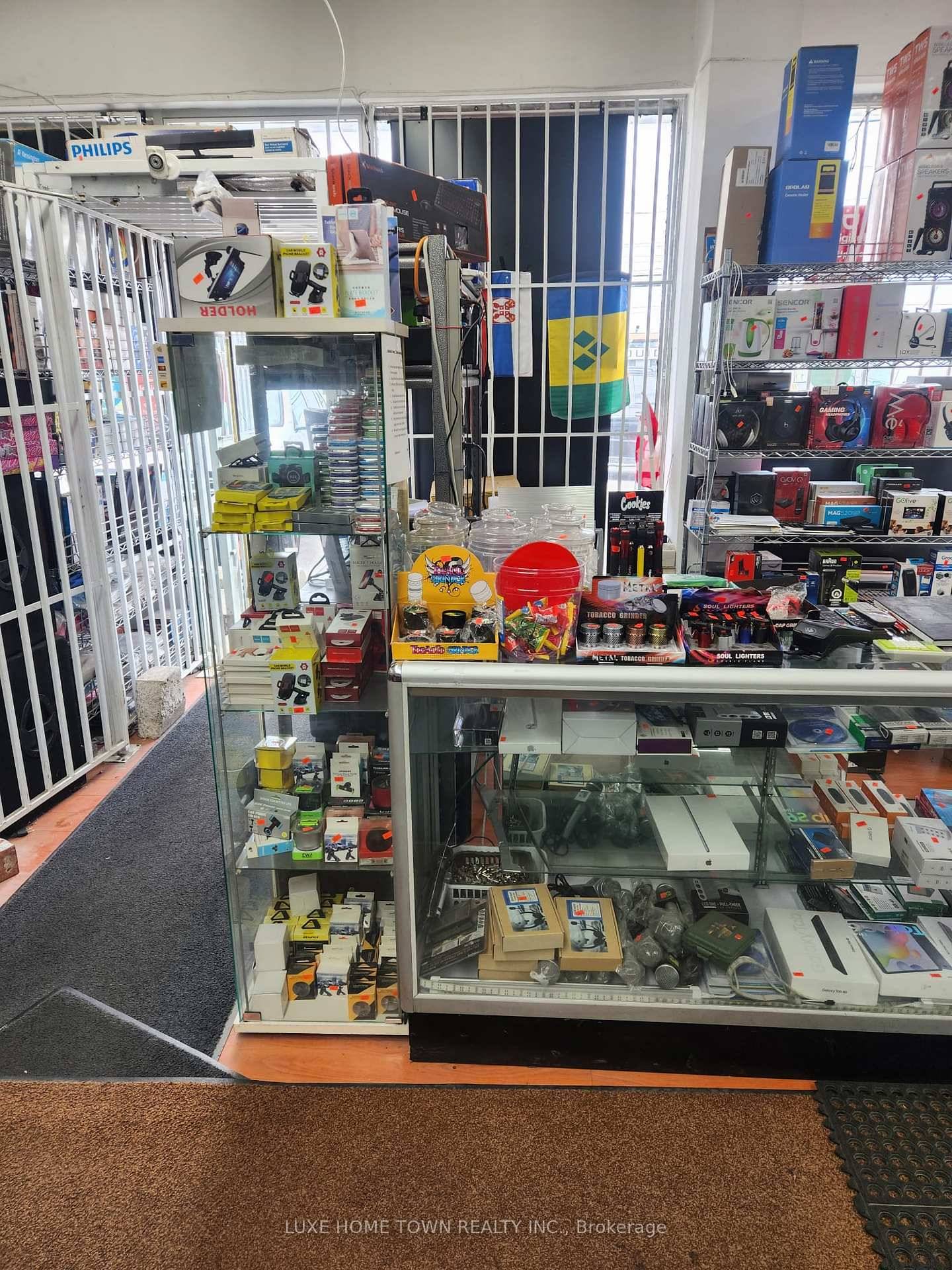 Opportunity to own a well established and profitable cell phone retail store located in a prime area of North York.