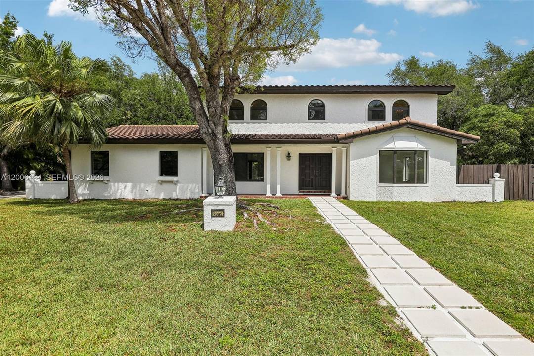 Spacious 4 bedroom 3. 5 bath, 2 story home perfectly located on a peaceful cul del sac.