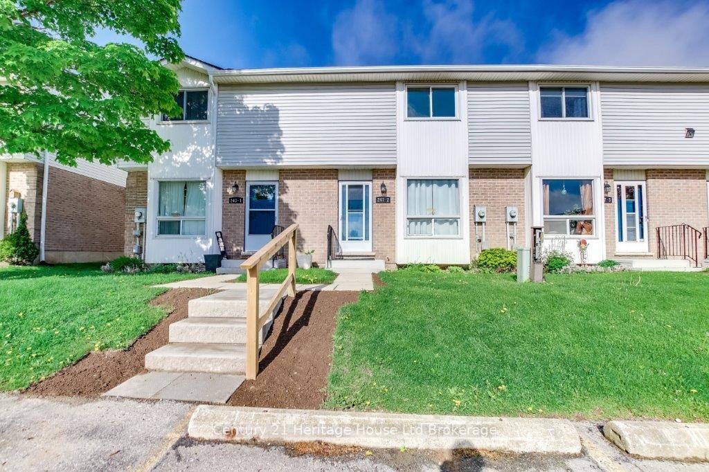 Check out this well maintained Open Concept condo.