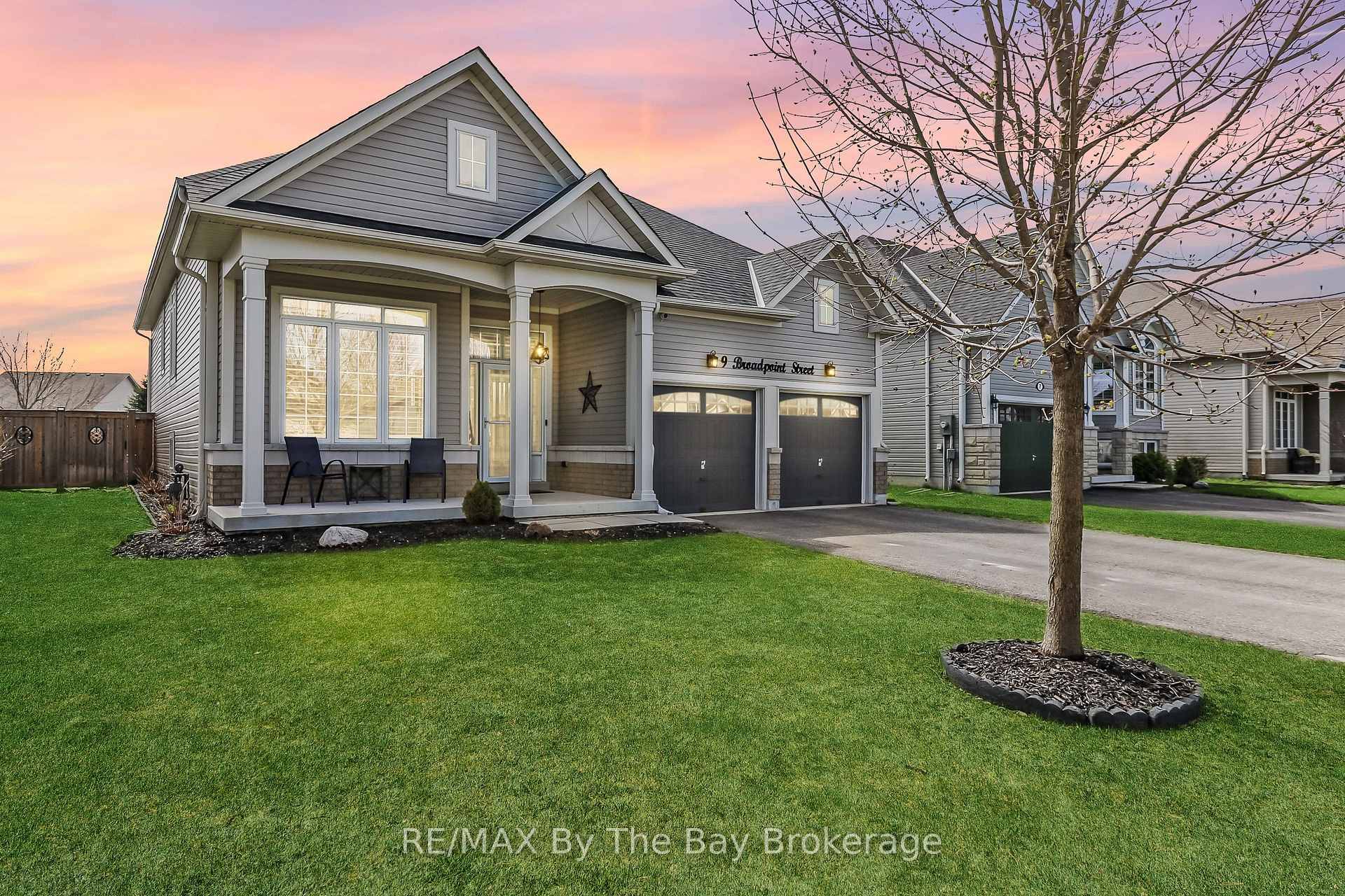 Are you searching for a move in ready family Wasaga Beach home that combines style with functionality.