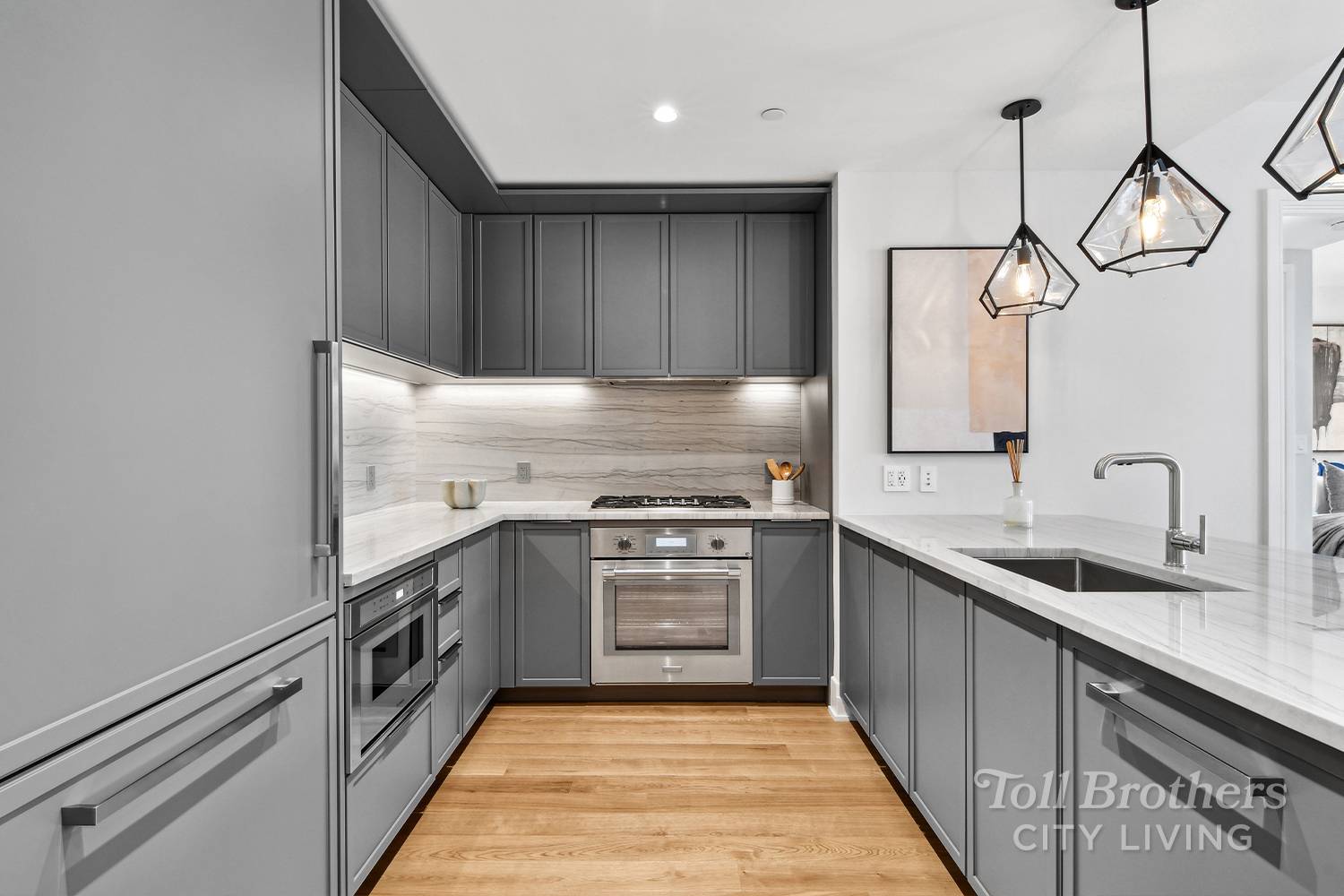 IMMEDIATE OCCUPANCY Residence 5G is a 1, 015 SF 2 bedroom 2 bath home with an appealing open layout, 9 ceilings, oversized windows and 5 white oak floors.