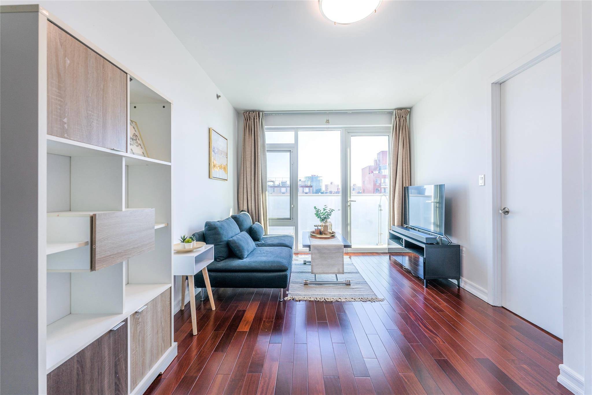 Nestled in the heart of Flushing, this south facing luxury condo offers a premier living experience complete with high end finishes and amenities.