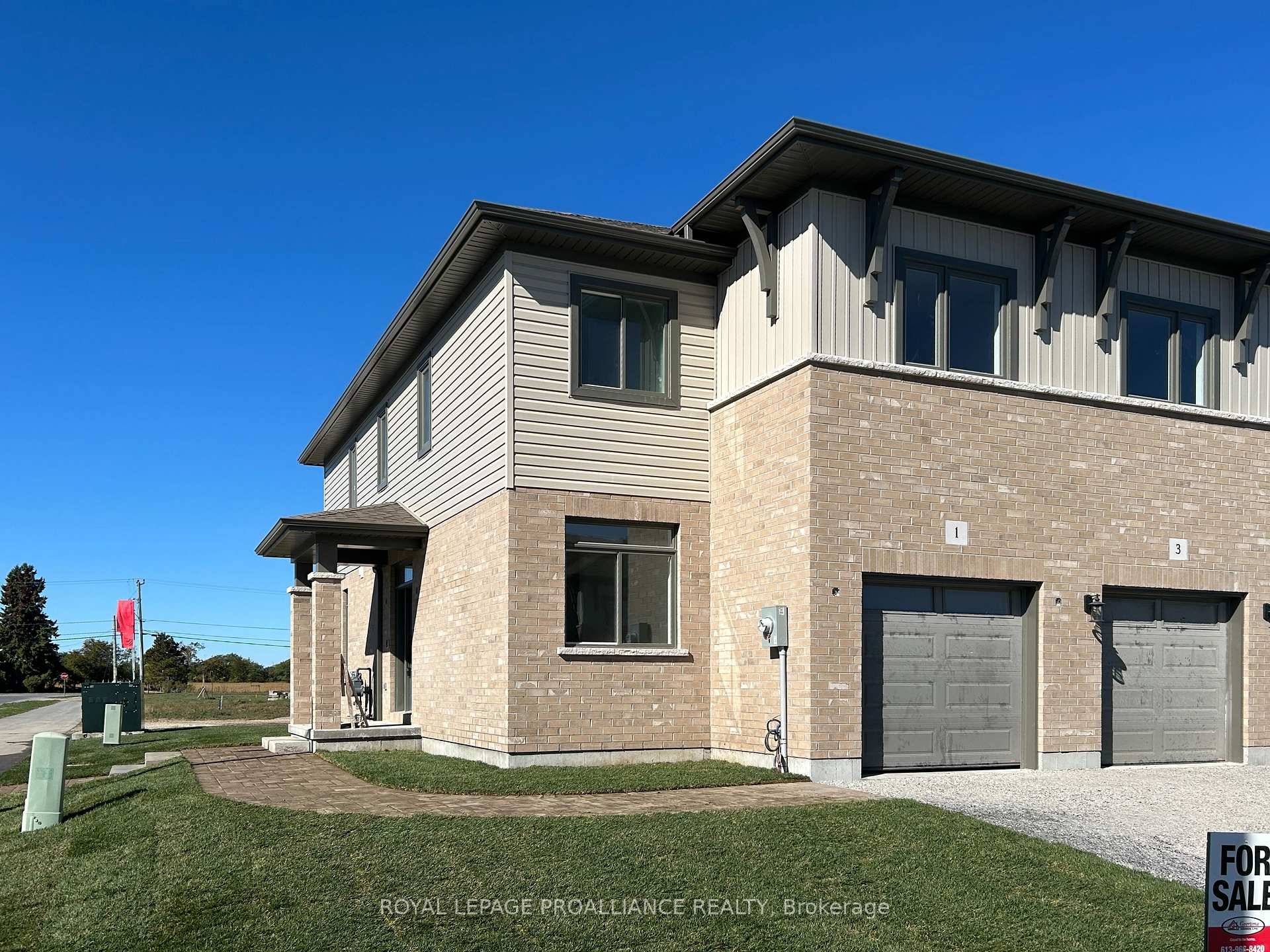 Welcome to 1 Otonabee Street, a large welcoming three bedroom plus den two storey townhome located just north of the 401 in Belleville.
