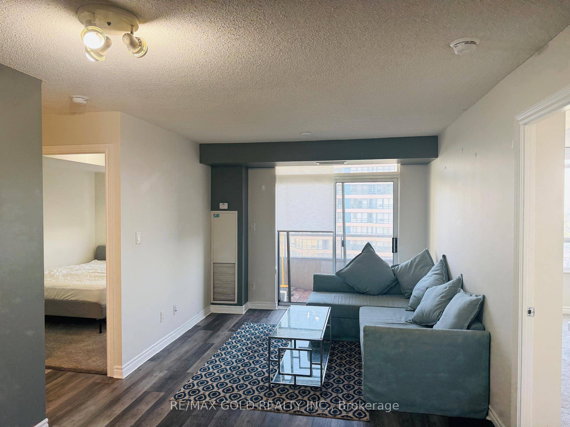 Rent Included All Utilities !