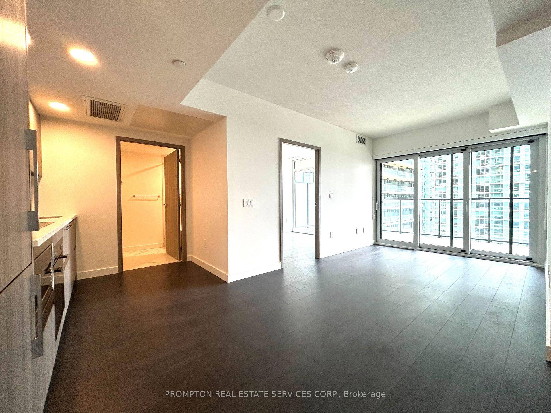 Spectacular Landmark Property in Torontos Waterfront Communities !