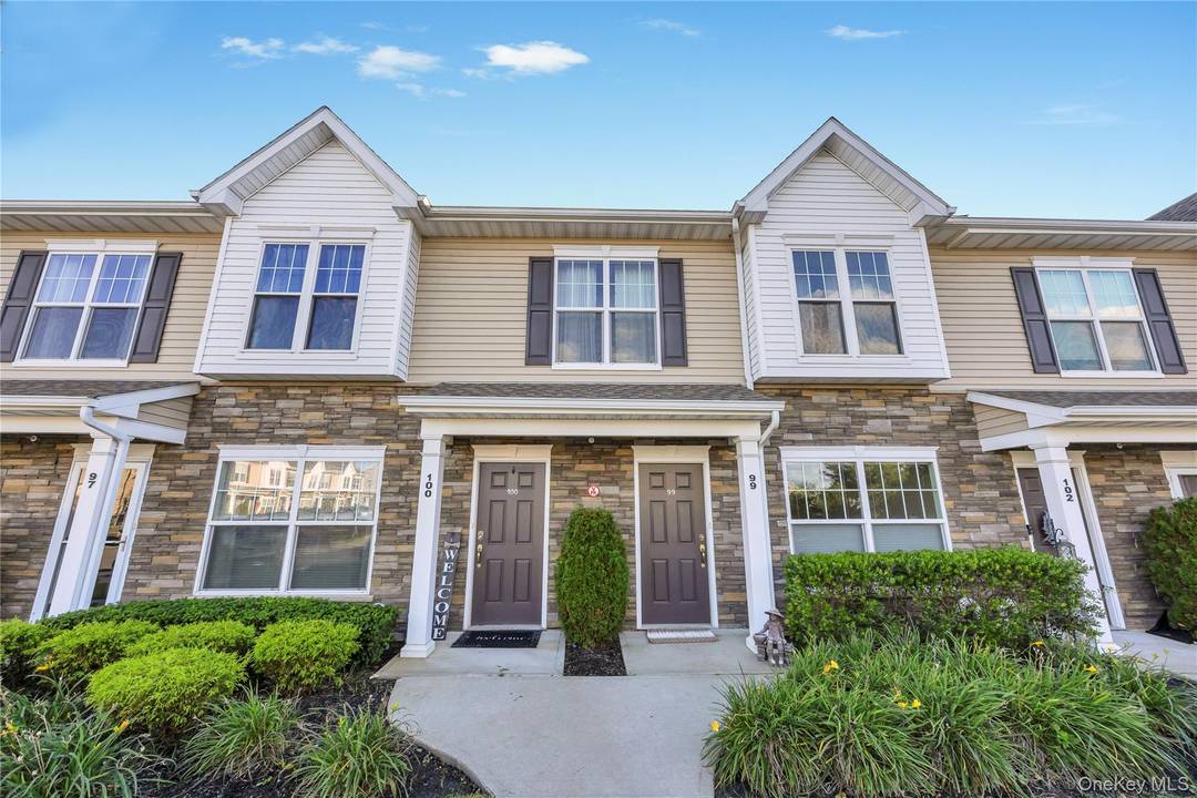 Located in Beautiful Foxgate of Islip, a private gated community, this two bedroom, two bath, upper floor condo is in pristine condition straight out of a story book.