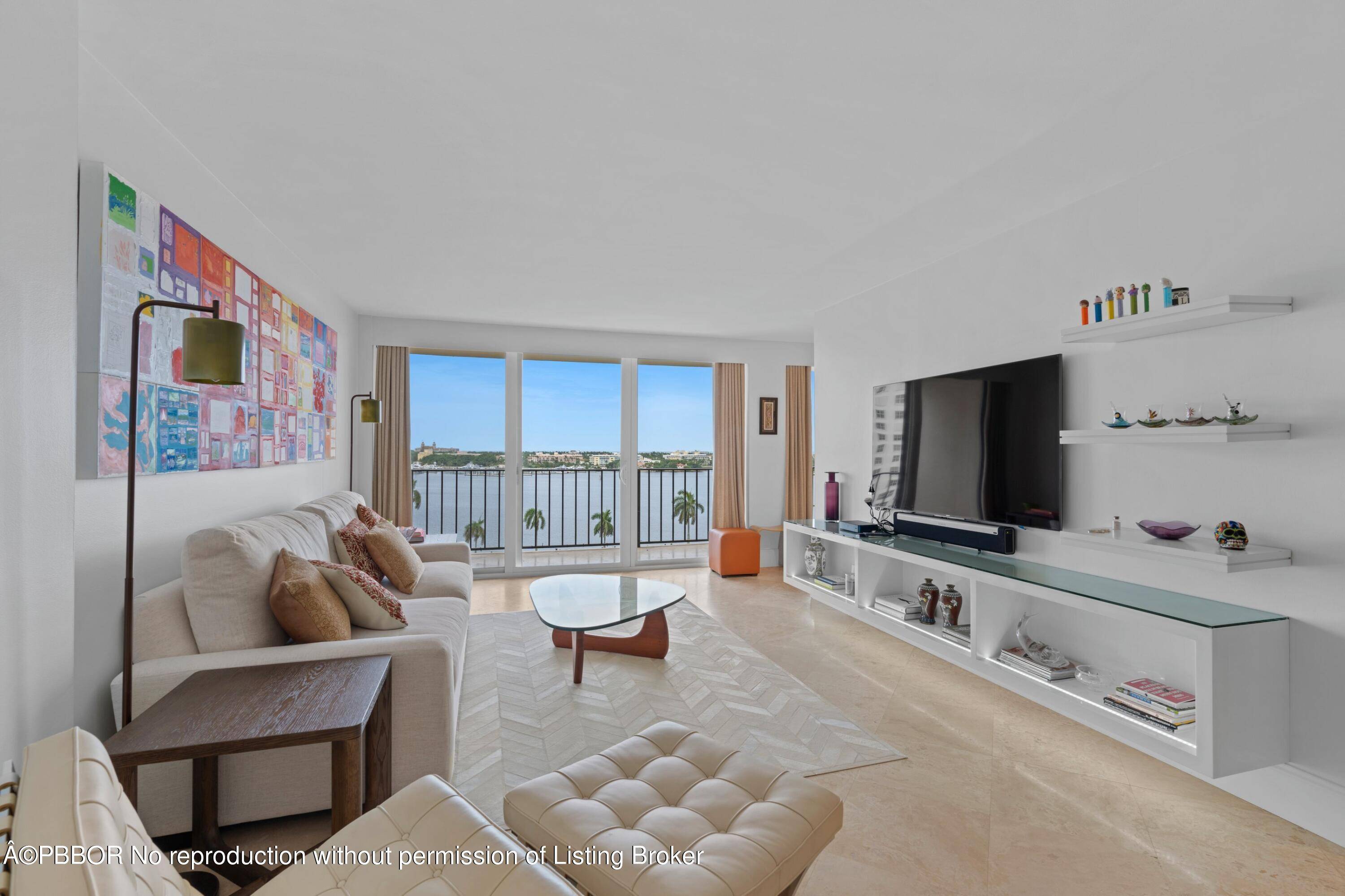 Best views in highly desirable waterfront building, Rapallo South.