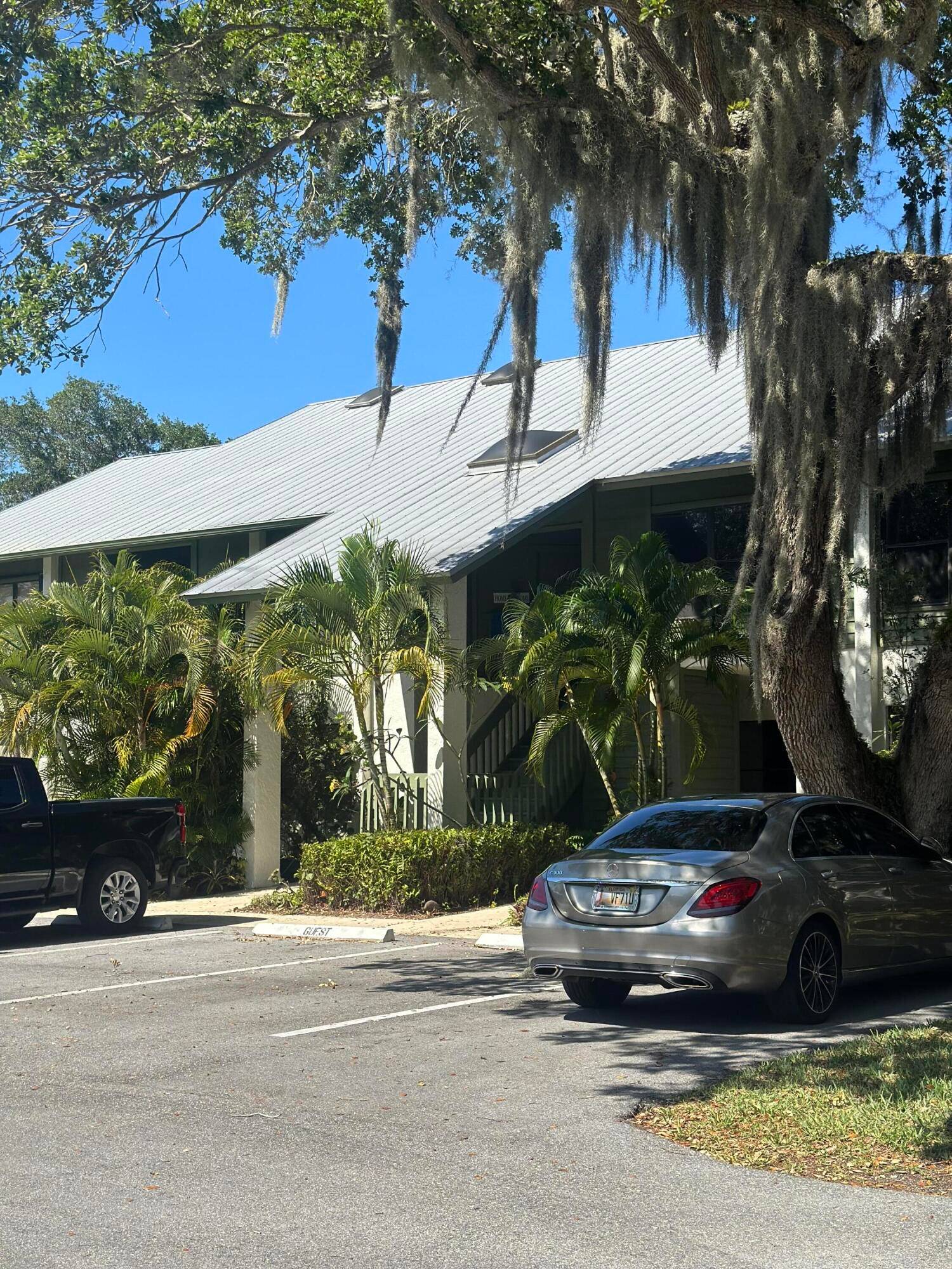 Step inside this Open Bright 2 bedroom 2 bath hidden hideaway in Rocky Point.
