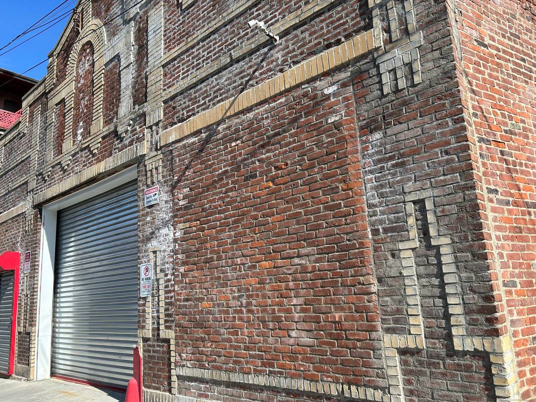 Unlock the potential of this solid 5, 000 sq.