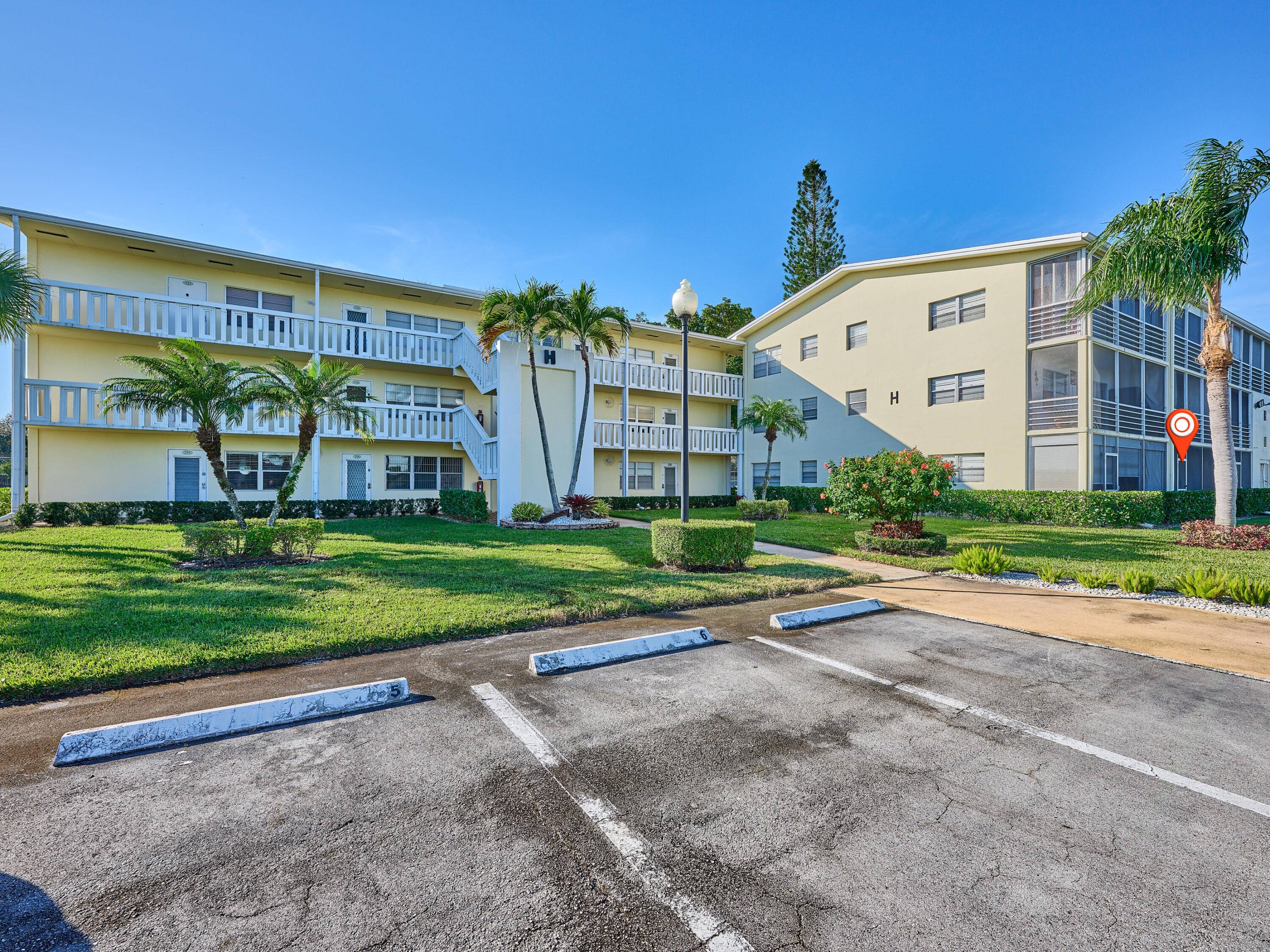 Welcome to Century Village, offering a luxurious and active South Florida lifestyle.