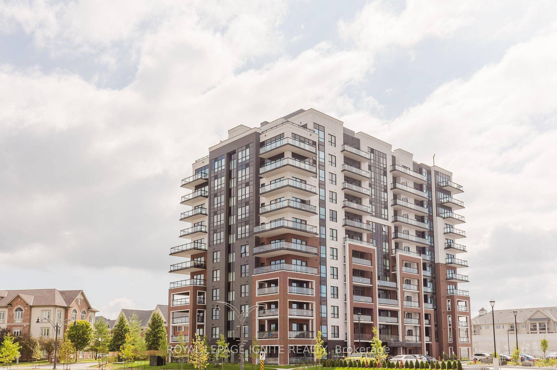 Welcome to this brand new 1 bedroom den, 2 bathroom condo located in the vibrant heart of downtown Bowmanville !