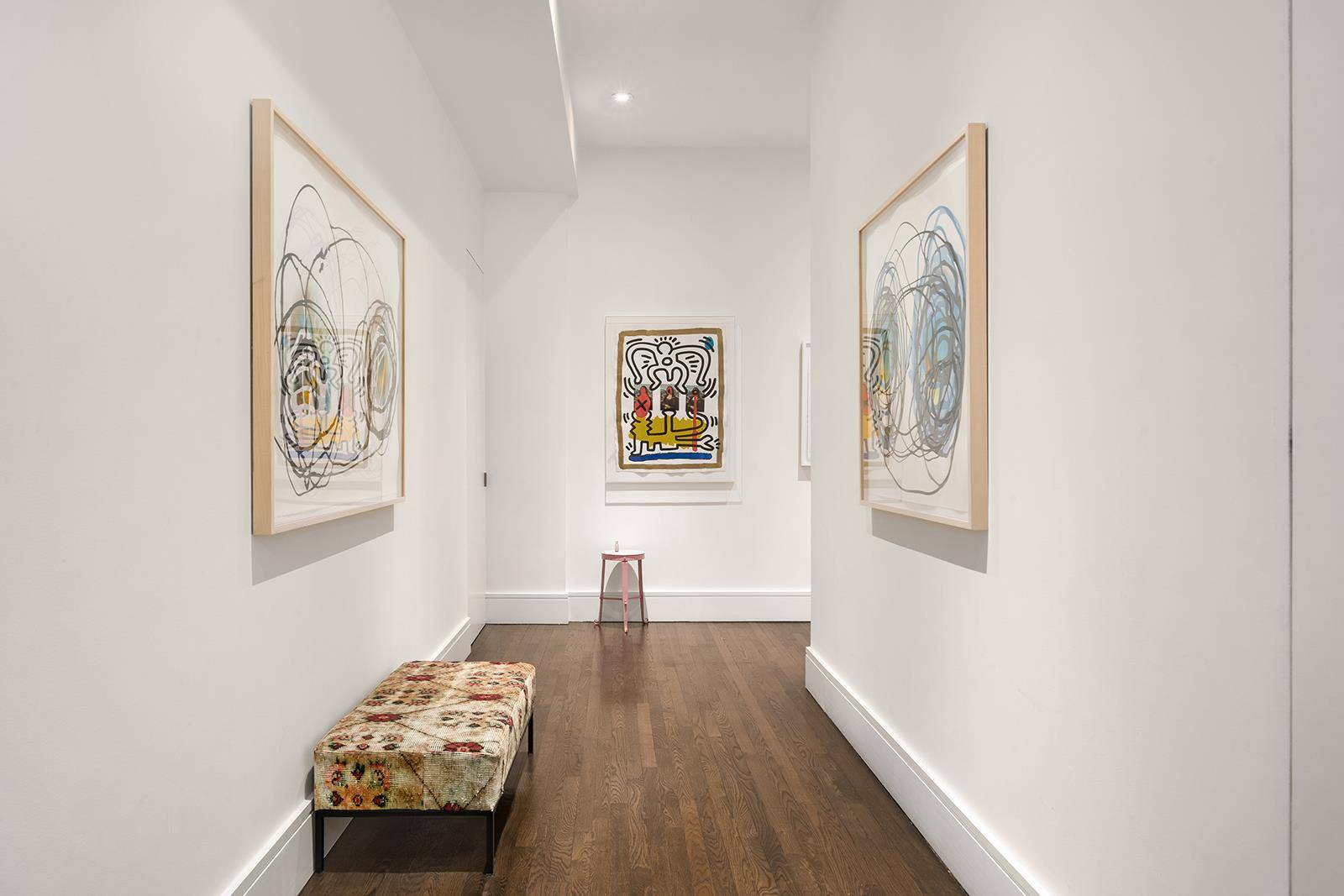 This stunning 2, 200 square foot corner loft at The Chelsea Mercantile offers the ultimate in modern luxury living, perfectly blending space, style, and functionality in one of New York's ...