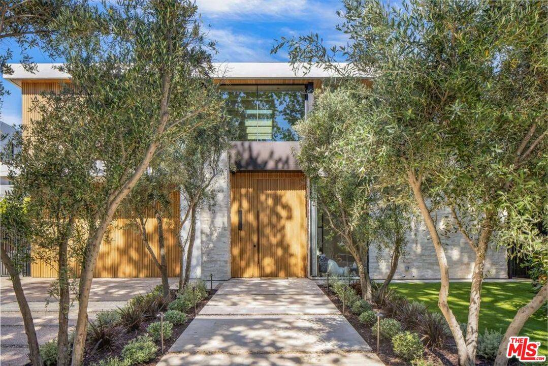 740   Warner Ave 6BR Westwood La