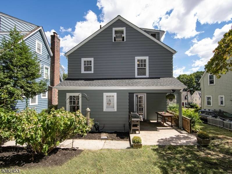 Welcome to 14 Glen Road a beautifully refreshed 4 bedroom Tudor in the sought after Gregory section, blending historic character, modern updates, and eco friendly living with easy access to ...