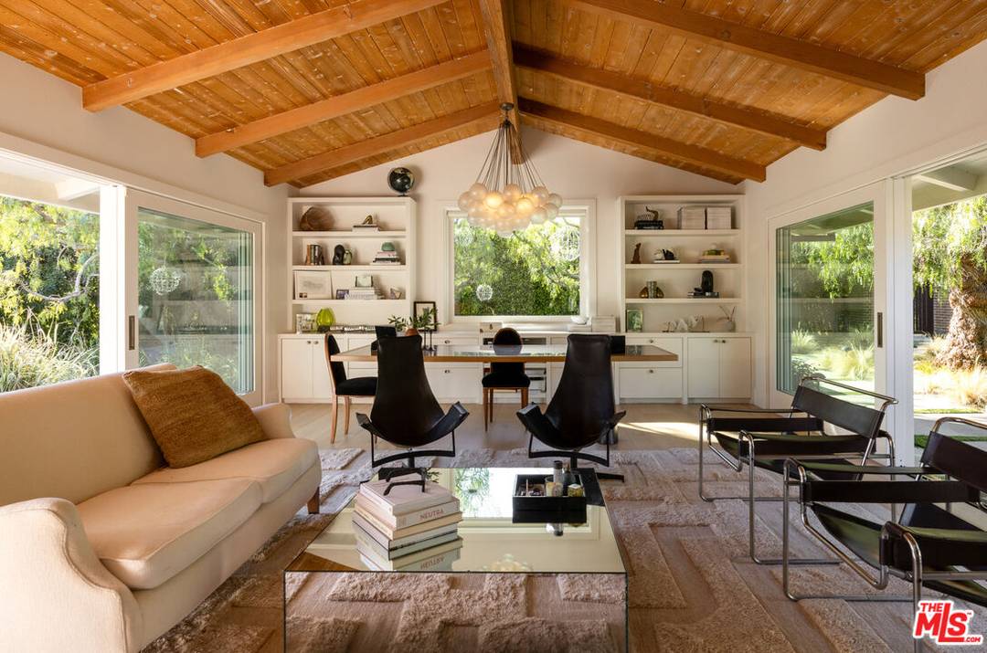 6048   Philip Ave 6BR Malibu La