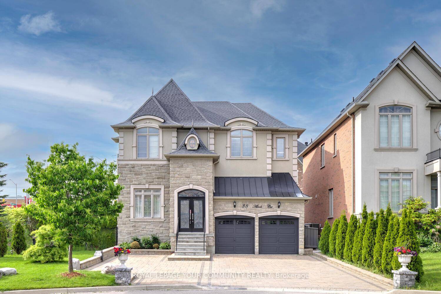 Exquisite luxury home on a private family friendly court in prestigious Valleys of Thornhill neighborhood in Patterson !