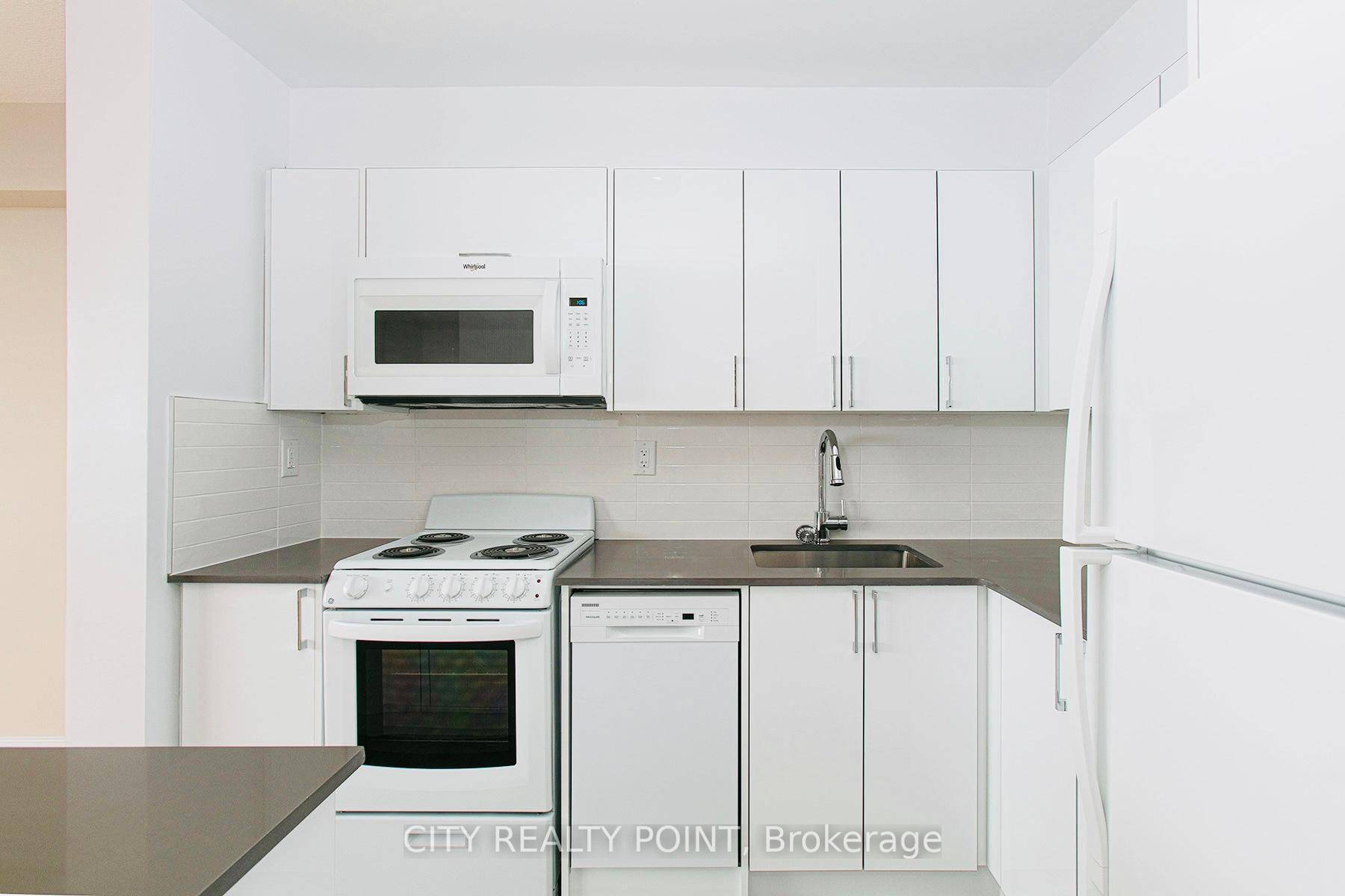 ONE MONTH FREE ! Step into budget conscientious living with this newly renovated, bright, and spotlessly clean 1 bedroom apartment at 1291 Bayview, nestled in the heart of the prestigious ...