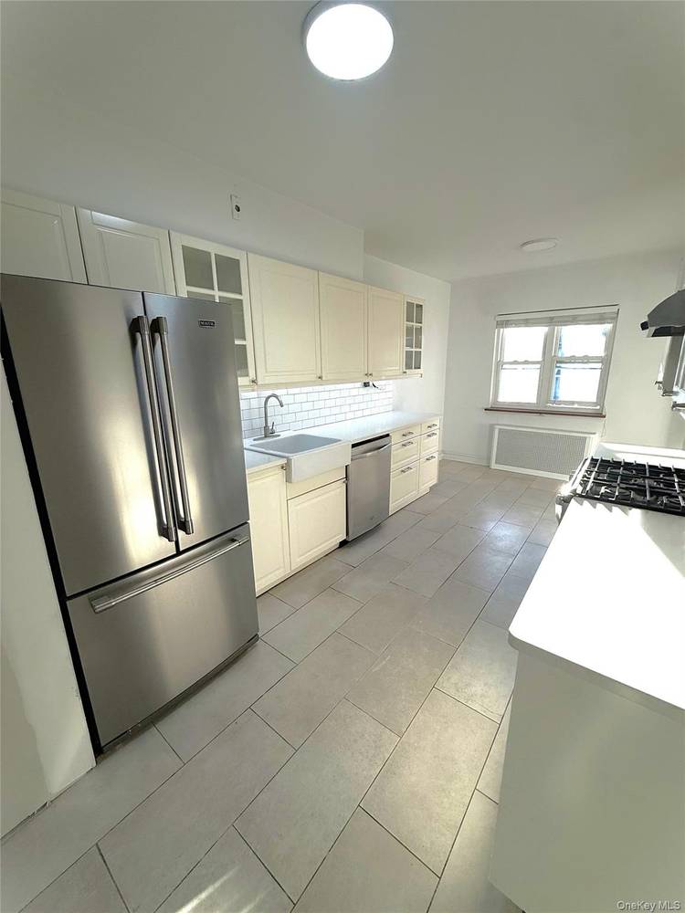 Housing Choice Vouchers Welcome This bright and spacious home offers a total of 4 bedrooms and 1 full bathroom on the 2nd fl, perfect for families or roommates seeking comfort ...