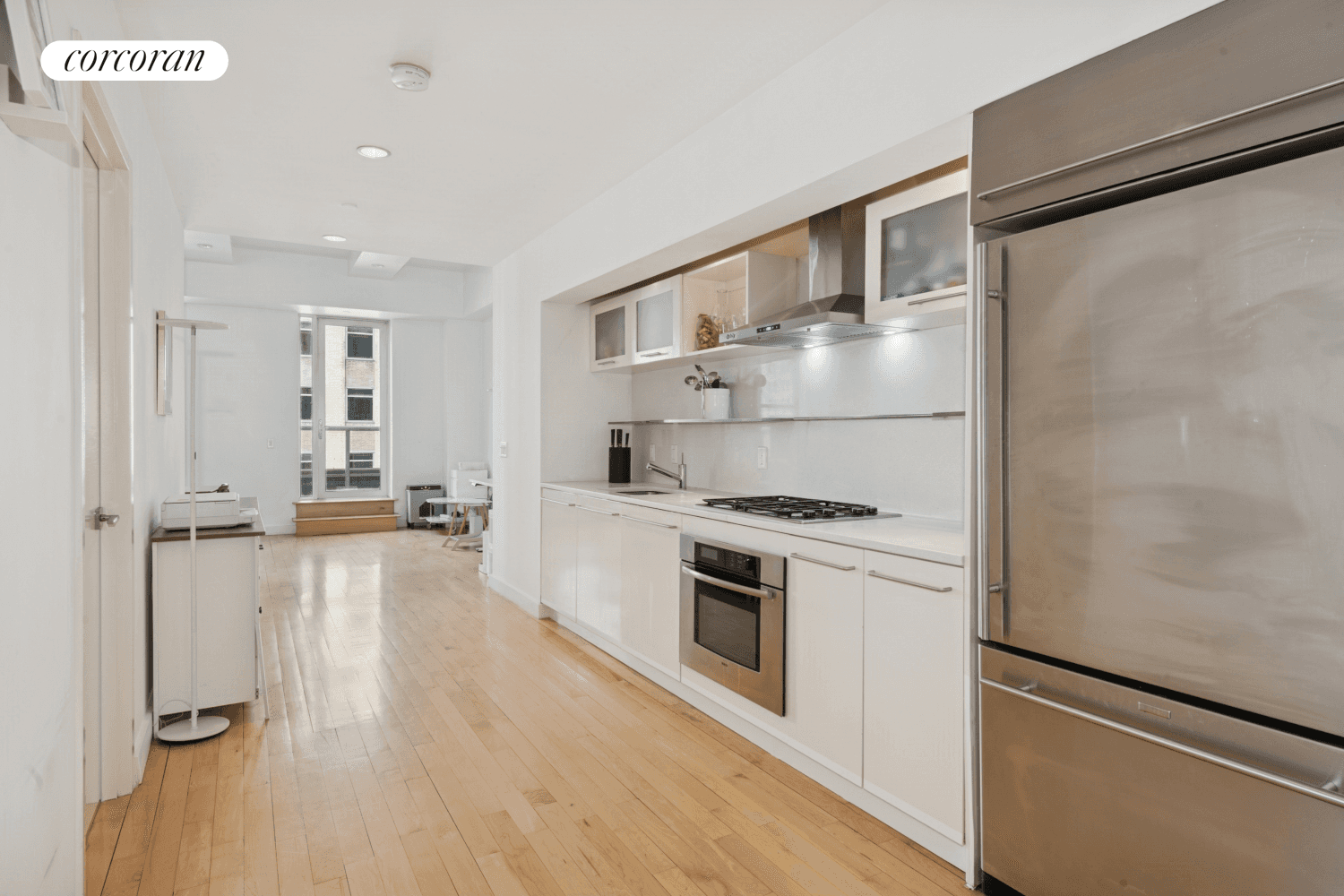 Welcome to residence 2400, a stunning corner unit 2 bedroom 2 bathroom condo, at Downtown by Philippe Starck, one of FiDi's premier amenity filled residential luxury condos.