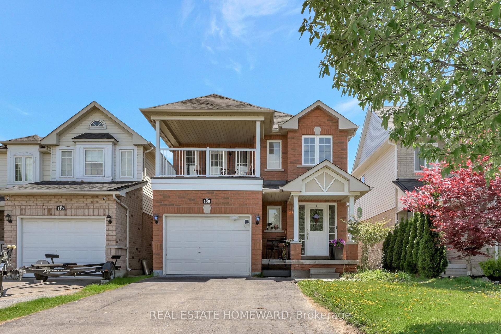 Stunning 3 1 Bed, 2. 5 Bath Family Home in Prime Location !