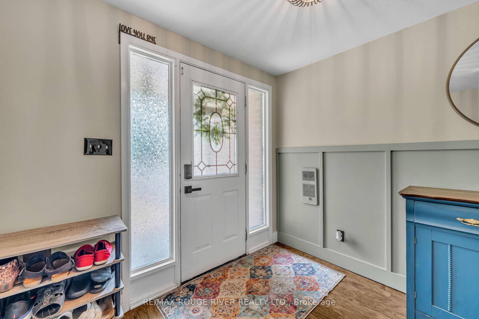 Step into style and space with this inviting 3 storey end unit freehold townhouse, offering 4 generous bedrooms and exceptional outdoor living.
