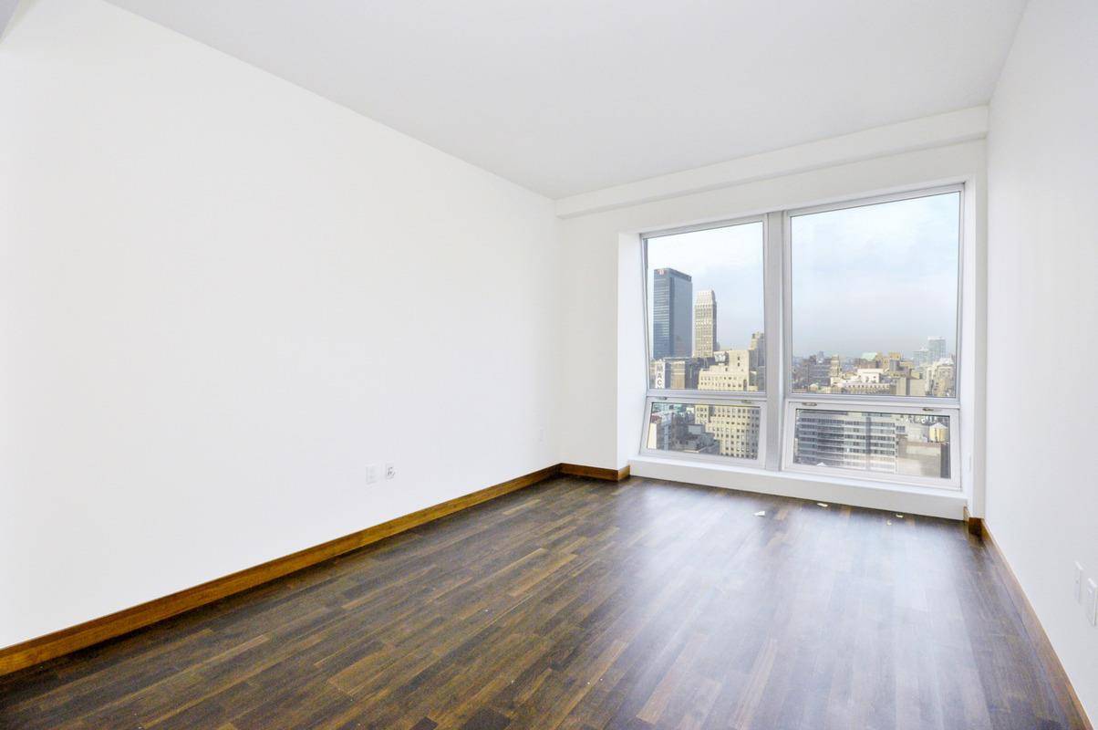 AVAILABLE MAY 1, 2024Huge Walk in ClosetElectric Shades throughout the unit.