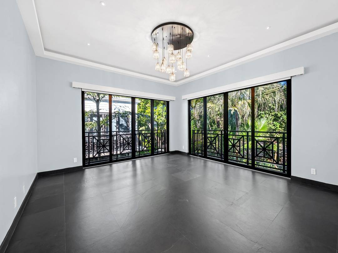 Experience coastal living at The Oceanage, where a relaxed beach house lifestyle meets everyday comfort.