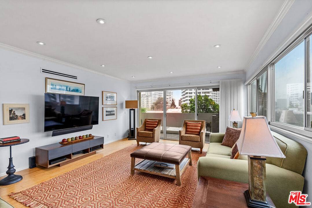 10701 Wilshire Blvd 2BR Westwood La