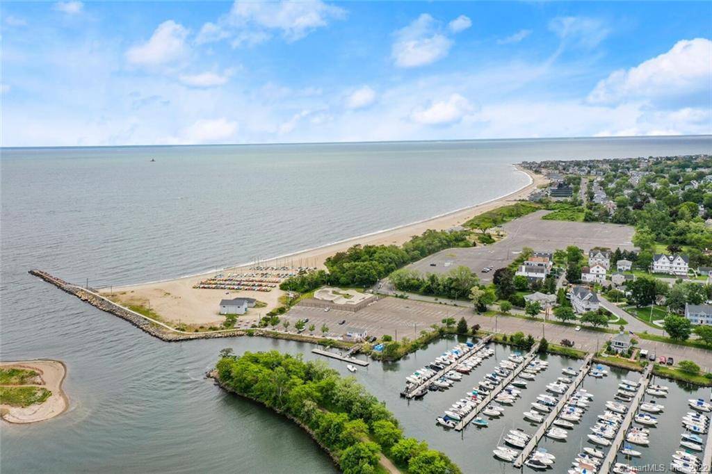 AVAILABLE FOR SHORT TERM AND OR SUMMER FURNISHED RENTAL Inquire for availability What a wonderful way to spend the Summer !