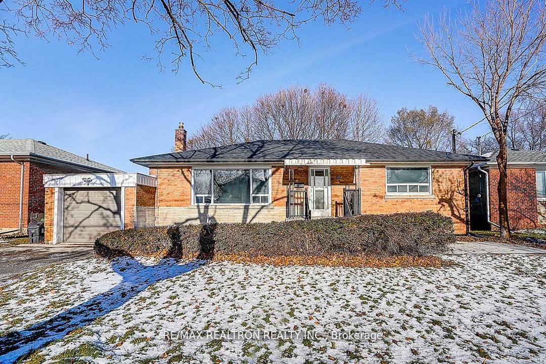 Rare rental opportunity in the heart of Bathurst Manor !