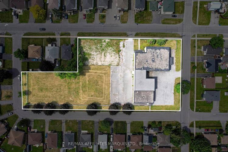 Rare redevelopment opportunity in the heart of Cornwall.